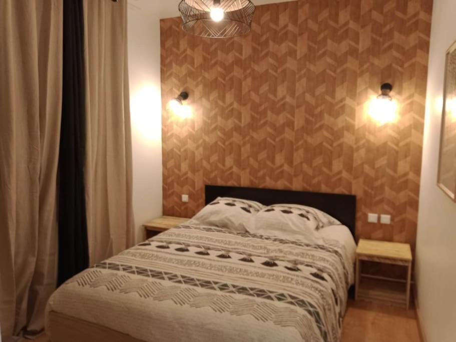 Gonnelles Appartement T3 Centre Ville Rdc D Αζάν Εξωτερικό φωτογραφία